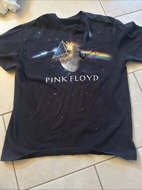 Pink Floyd Black Tee with Rainbow Prism Graphic